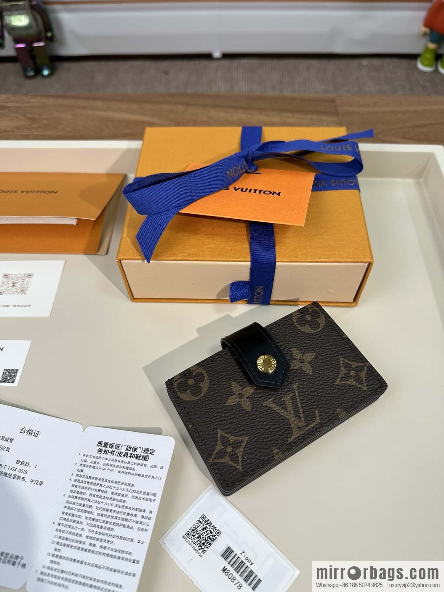 LV card clip M80878 premium
