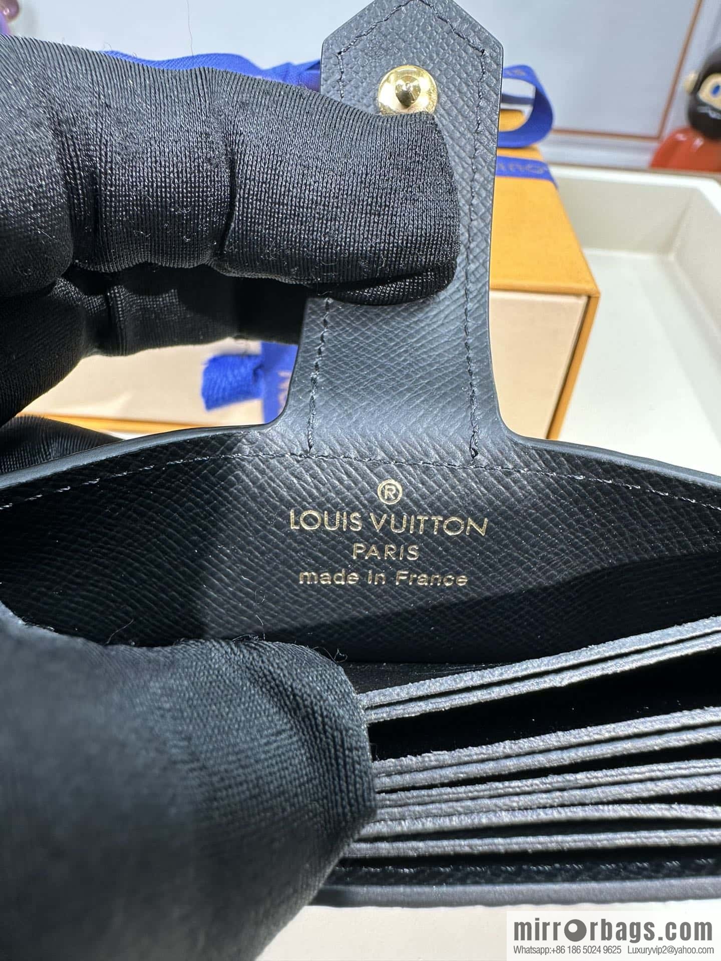 LV card clip M80878 premium