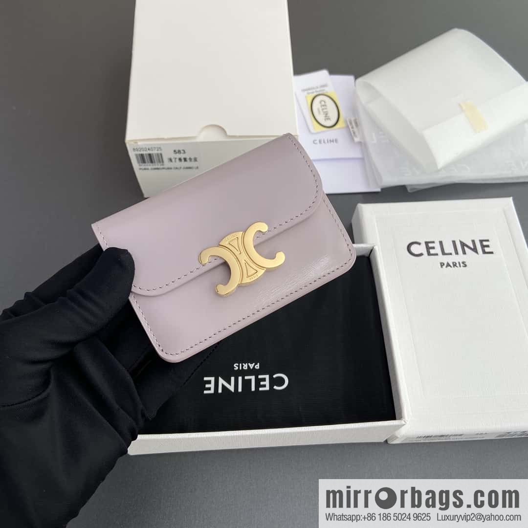 CELINE TRIOMPHE shiny cow leather flip card bag 10I 582 CPJ.04LU
