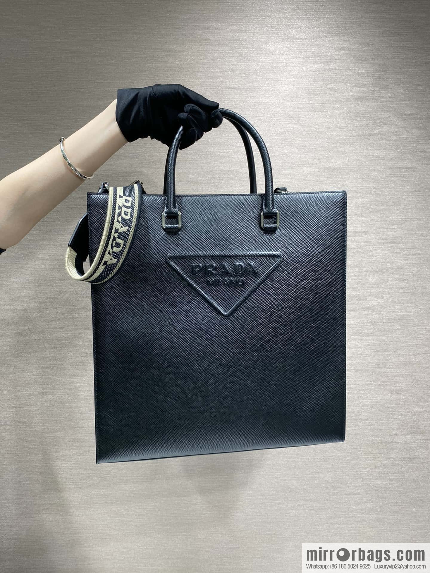 PRADA 🎉 embroidered webbing tote bag 🎉 2VG084