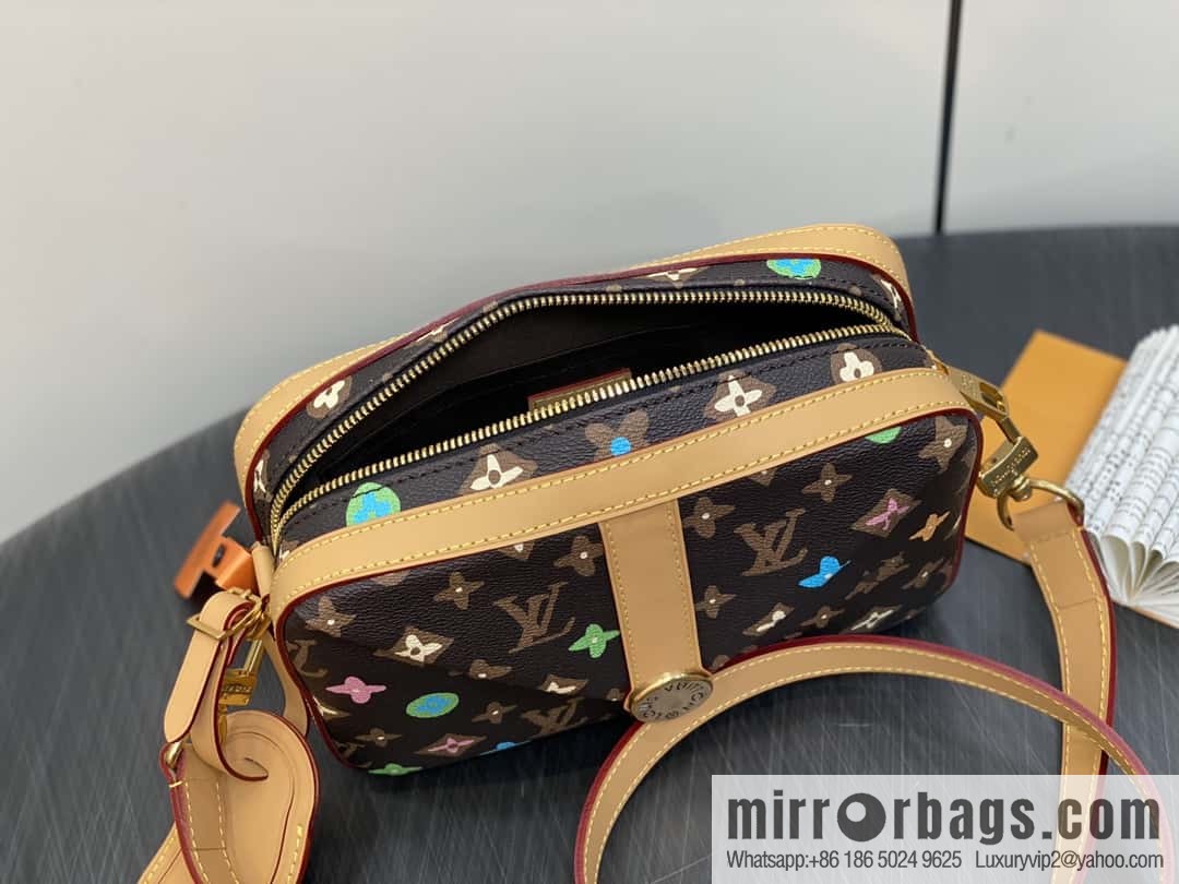 [Premium‑quality] M24820 brown color, variable code chip version, men's bag messenger bag series Envelope messenger bag
