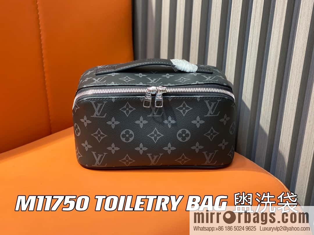[Boutique‑grade] M11750 black flower M11508 toilet bag clutch bag series TOILETRY BAG toilet bag