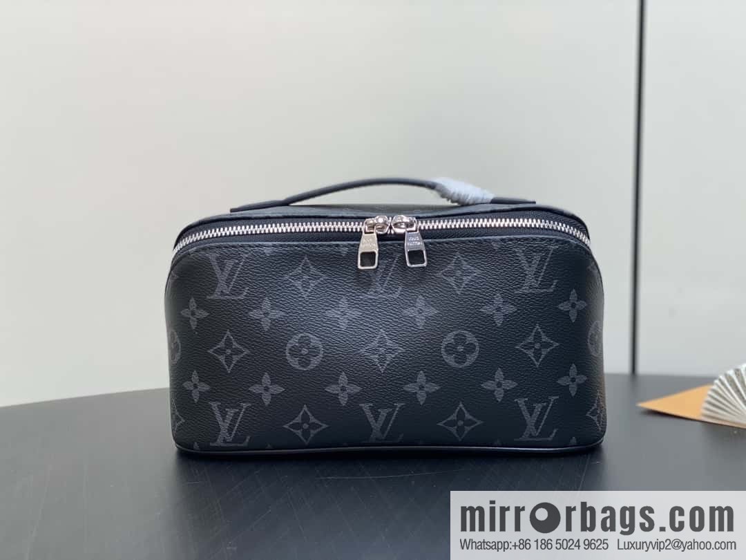 [Boutique‑grade] M11750 black flower M11508 toilet bag clutch bag series TOILETRY BAG toilet bag