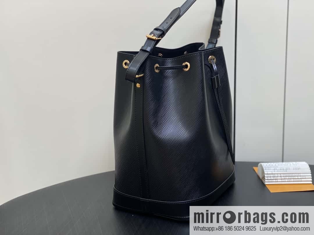 [Boutique‑grade] M24932 black, water ripple bucket bag NOE MM handbag