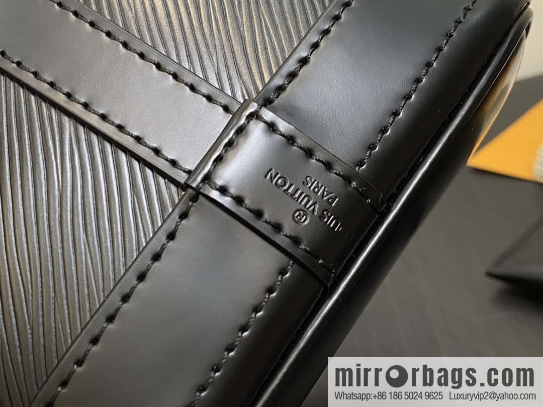 [Boutique‑grade] M24675 black, water ripple bucket bag NOE BB handbag