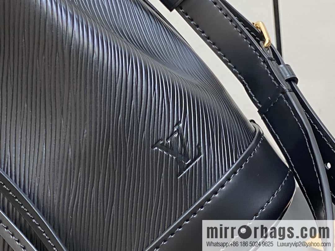 [Boutique‑grade] M24675 black, water ripple bucket bag NOE BB handbag