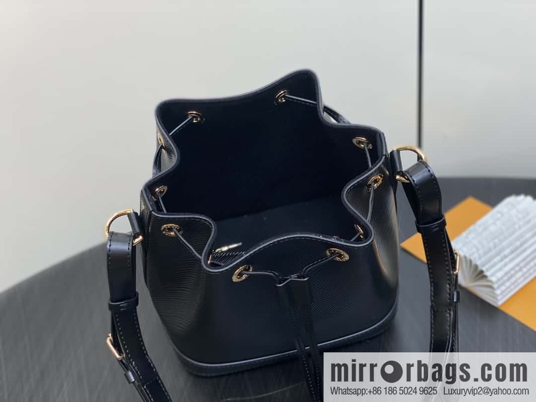 [Boutique‑grade] M24675 black, water ripple bucket bag NOE BB handbag