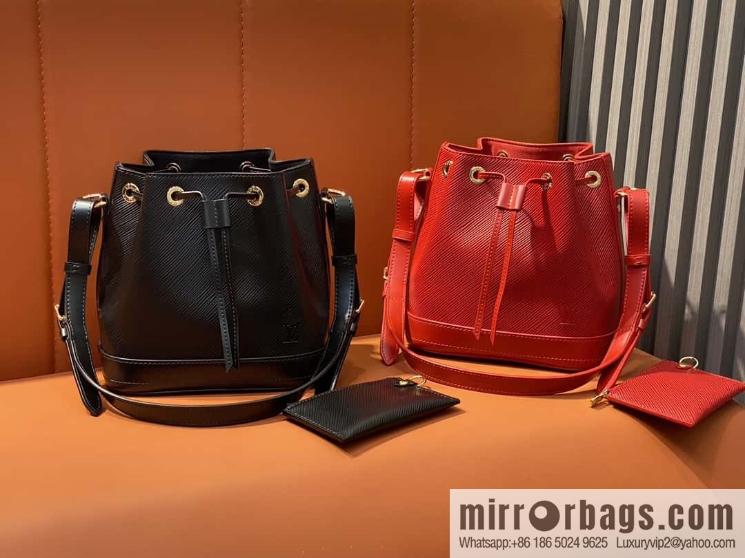 [Boutique‑grade] M24675 red, water ripple bucket bag NOE BB handbag