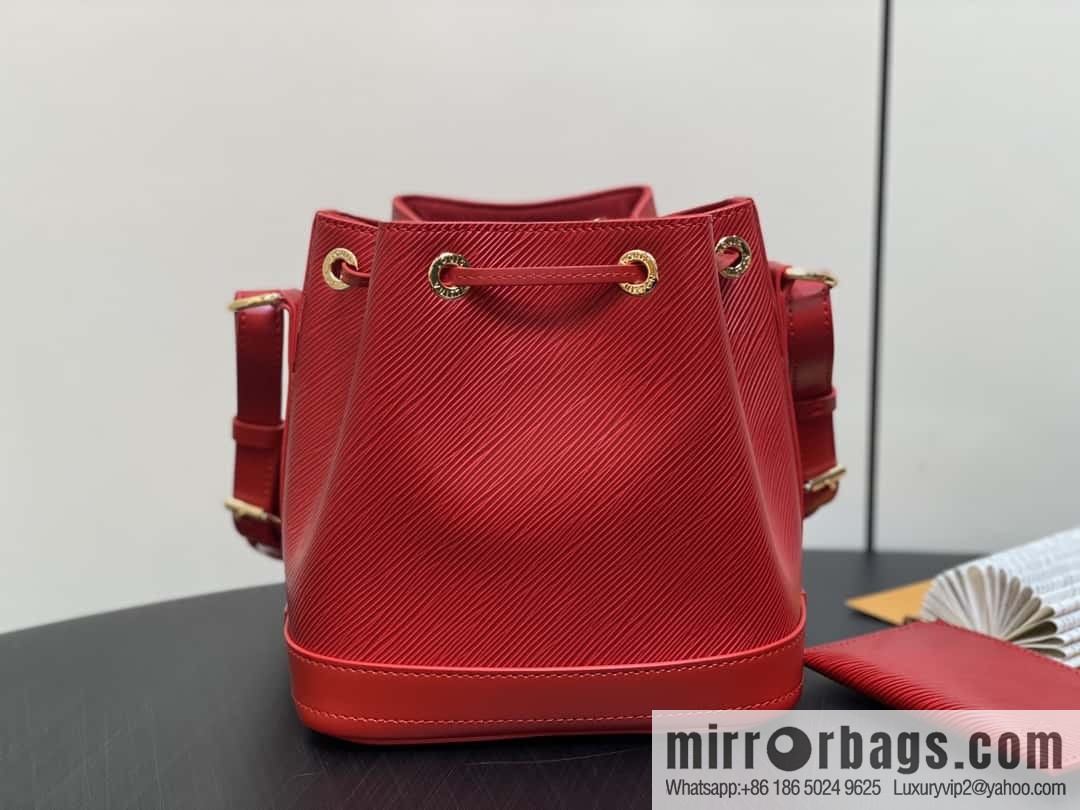 [Boutique‑grade] M24675 red, water ripple bucket bag NOE BB handbag