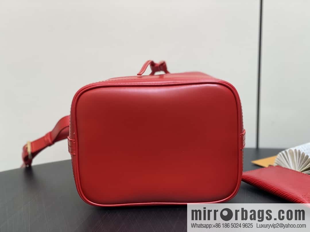 [Boutique‑grade] M24675 red, water ripple bucket bag NOE BB handbag