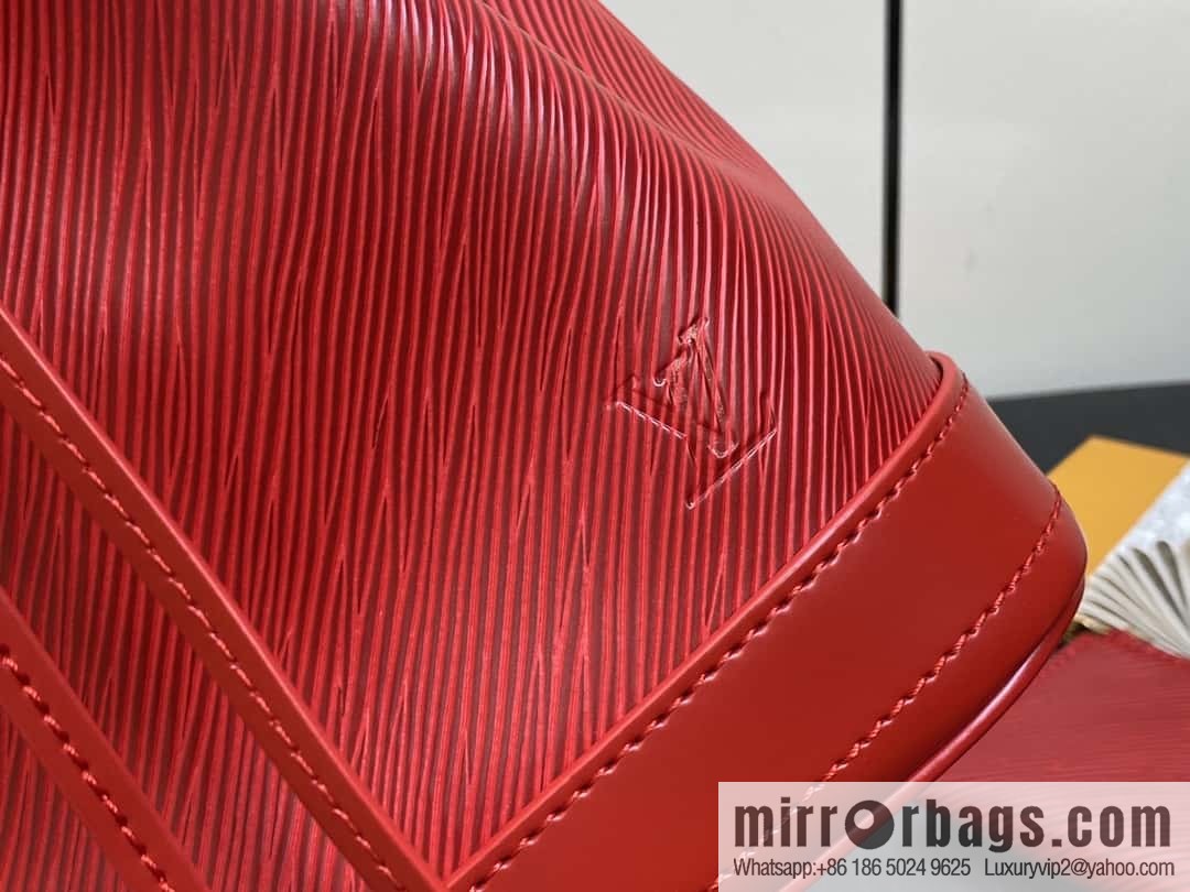 [Boutique‑grade] M24675 red, water ripple bucket bag NOE BB handbag