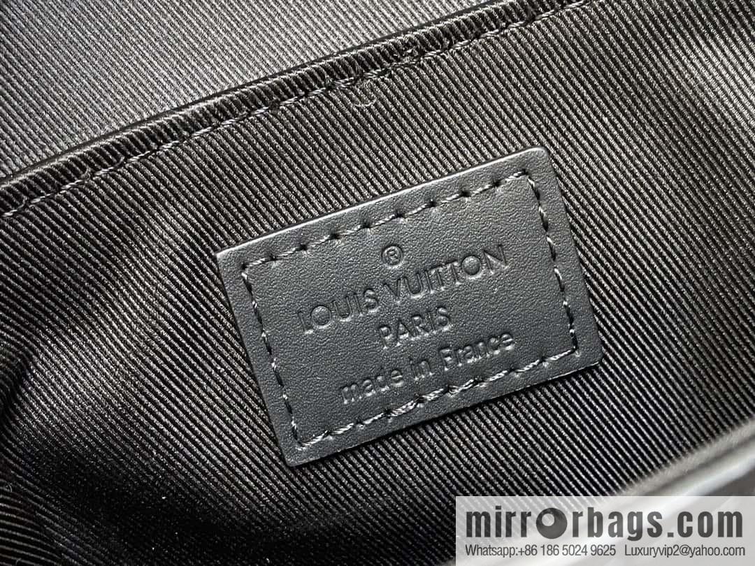 [Boutique‑grade] M83148 black flower, men's bag, mini mailman bag series Pico S-Lock handbag, Darth Vader
