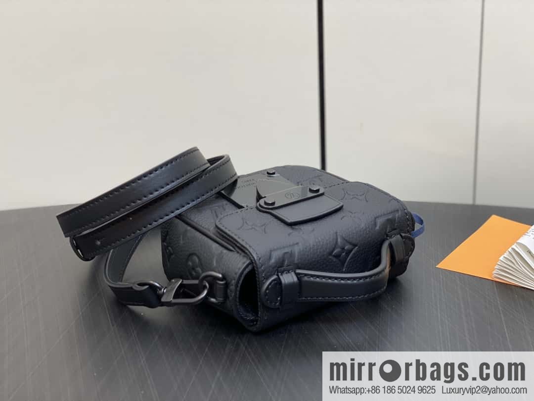 [Boutique‑grade] M83148 black flower, men's bag, mini mailman bag series Pico S-Lock handbag, Darth Vader (copy)