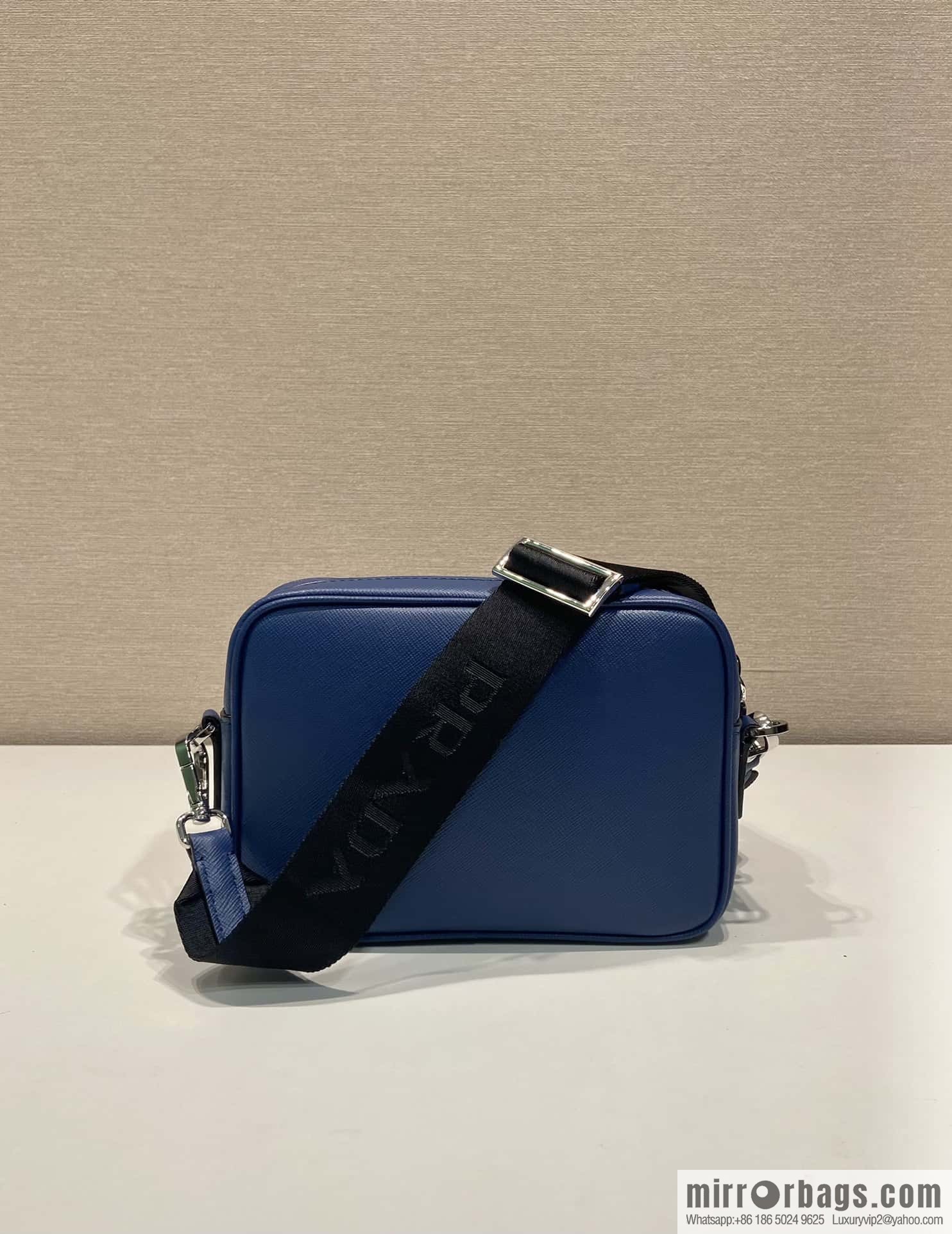PRADA 🎉 new 🎉 2VH170 🎉🎉 new color