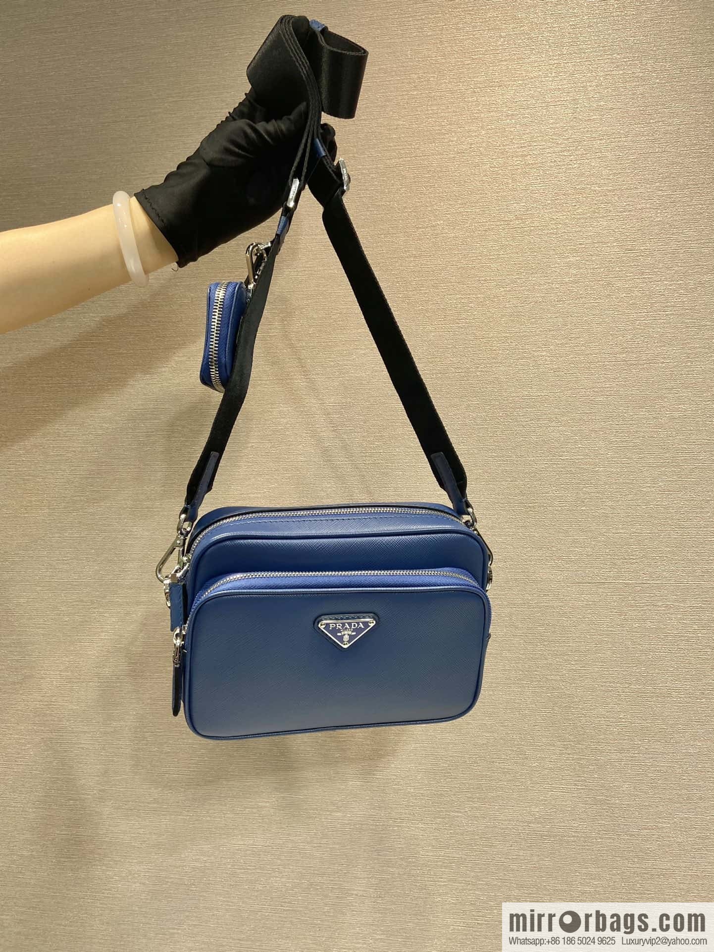PRADA 🎉 new 🎉 2VH170 🎉🎉 new color