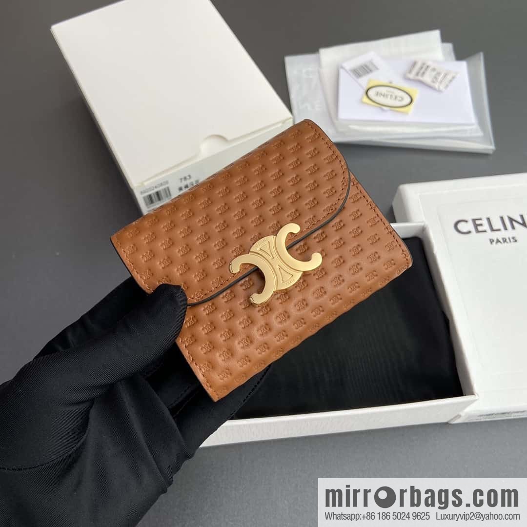 CELINE TRIOMPHE Glossy Sheep Leather Flower Wallet 10D782CQH.04LU783