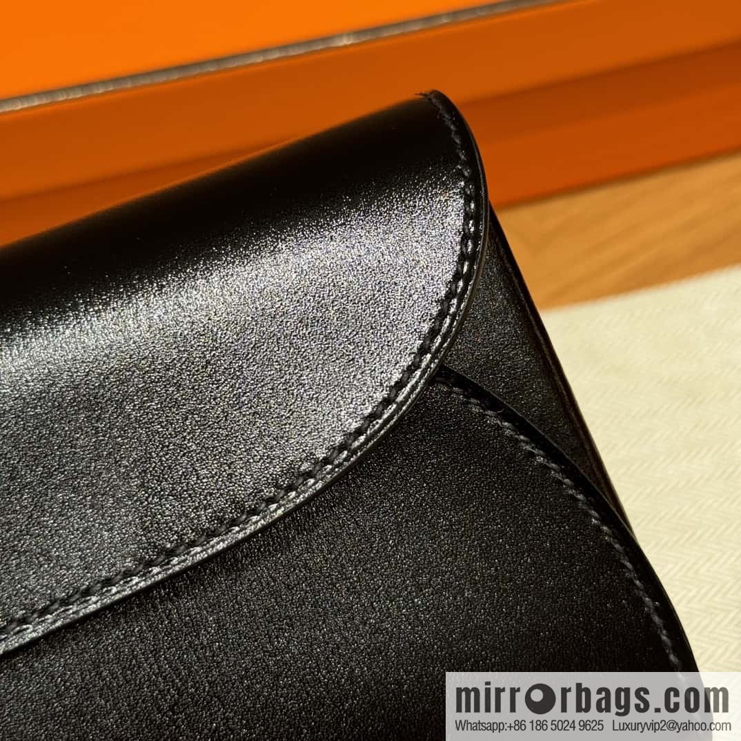 Chaine d'Ancre To Go Wallet, Golden Buckle with Pig Nose Togo