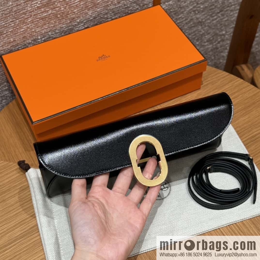 Chaine d'Ancre To Go Wallet, Golden Buckle with Pig Nose Togo