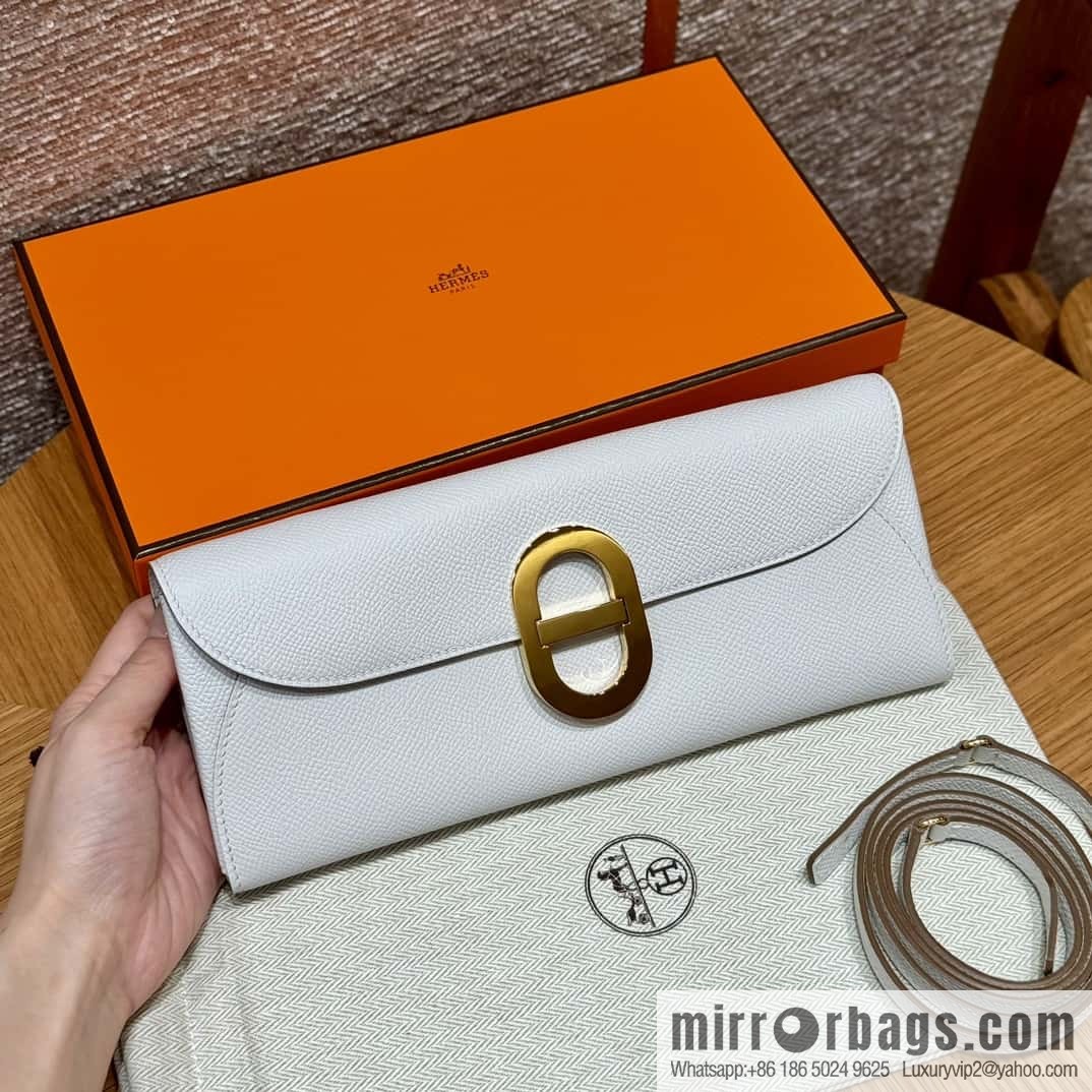 Chaine d'Ancre To Go wallet, pig nose togo milk grey gold buckle