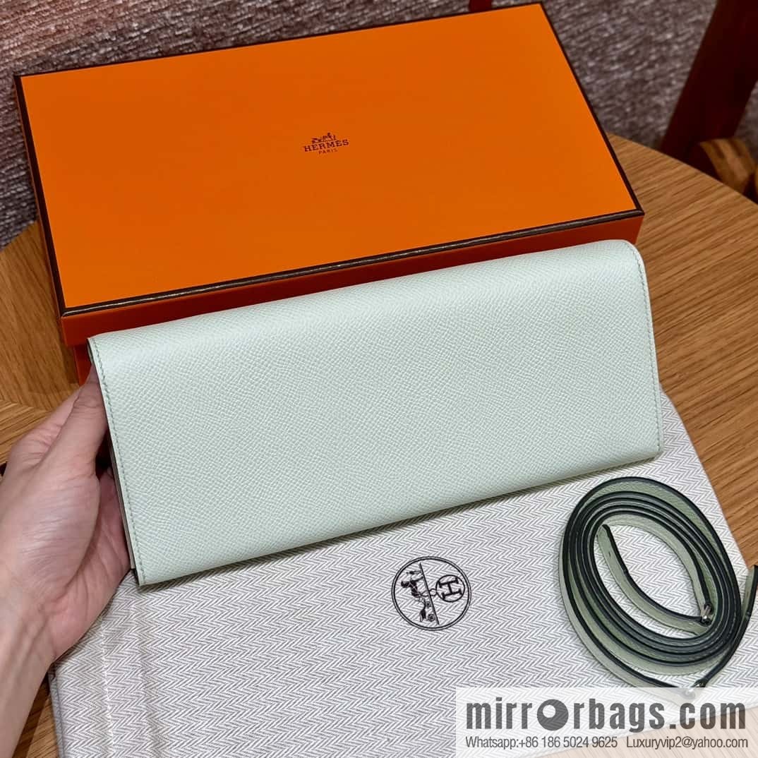 Chaine d'Ancre To Go Wallet, Pig Nose Togo Bubble Green Silver Buckle
