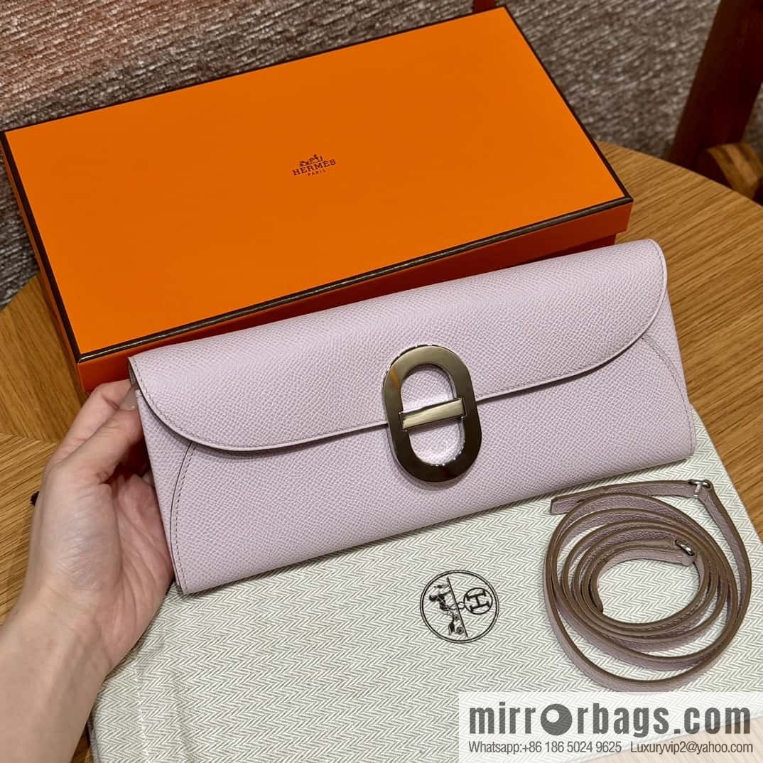 Chaine d'Ancre To Go wallet, pig nose togo lilac silver buckle