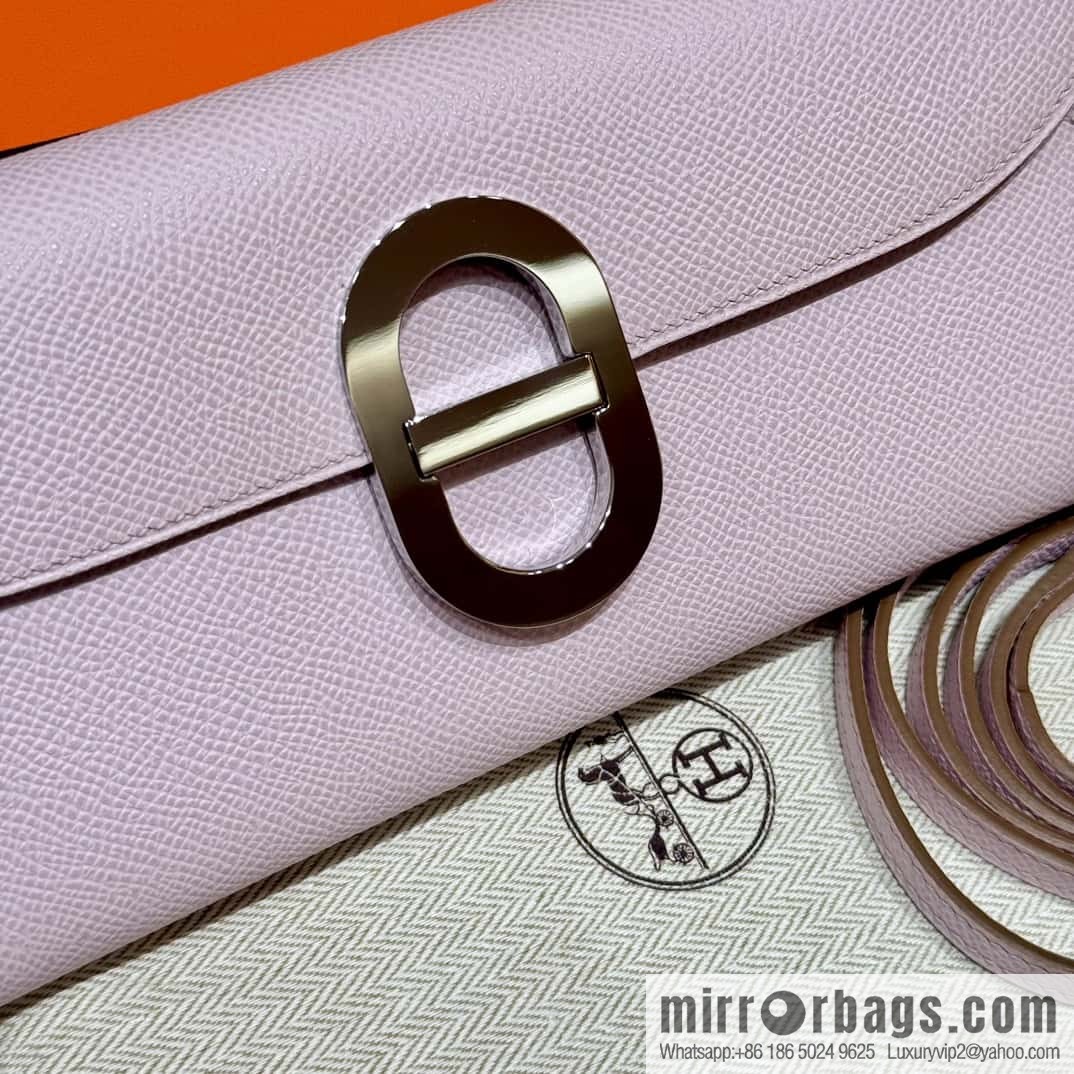 Chaine d'Ancre To Go wallet, pig nose togo lilac silver buckle