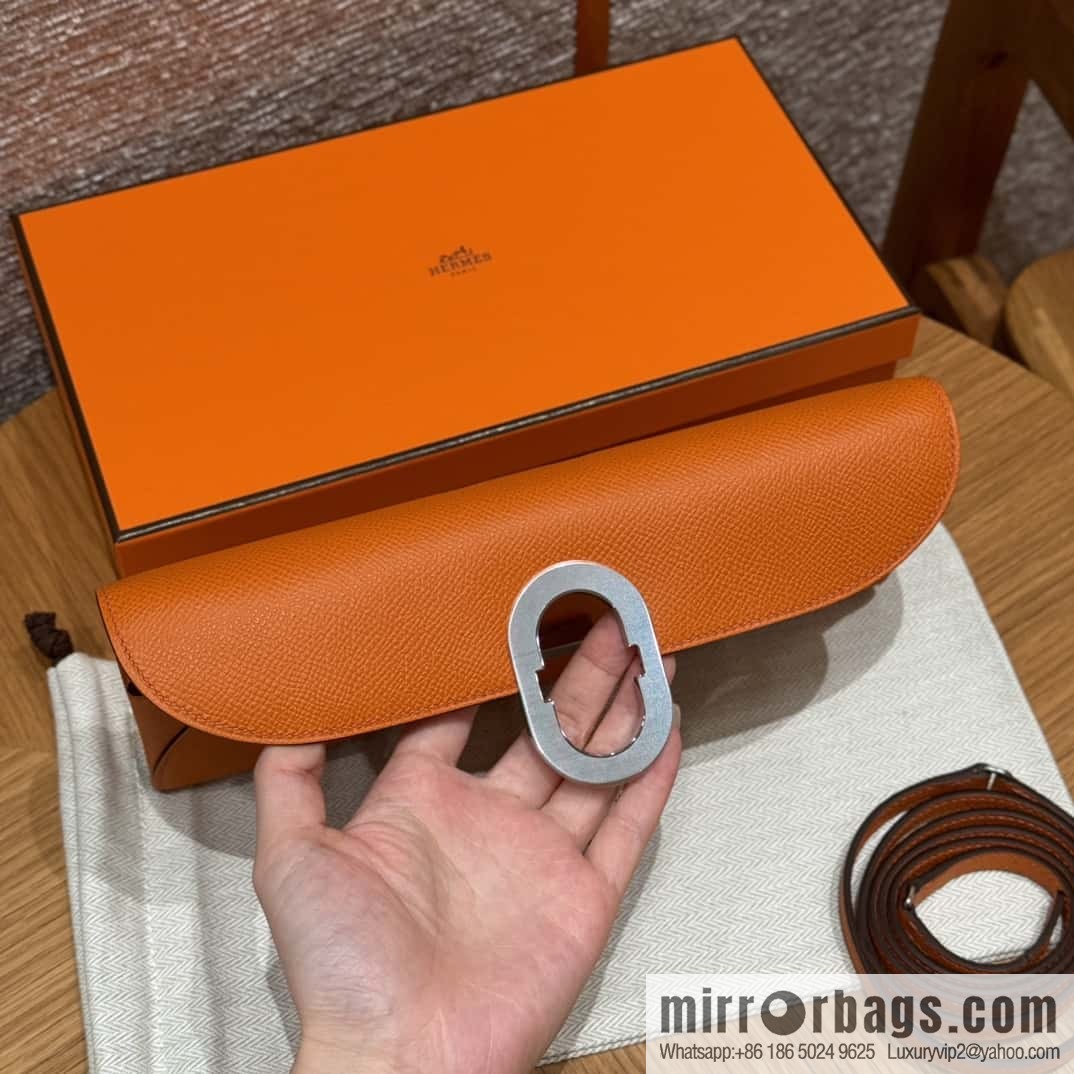 Chaine d'Ancre To Go Wallet, Pig Nose Togo Orange Silver Buckle