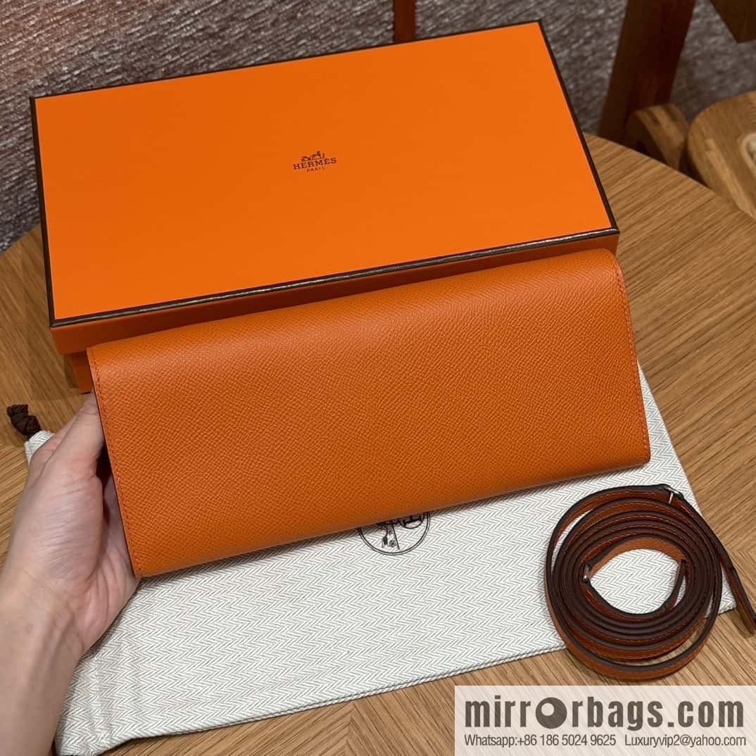 Chaine d'Ancre To Go Wallet, Pig Nose Togo Orange Silver Buckle
