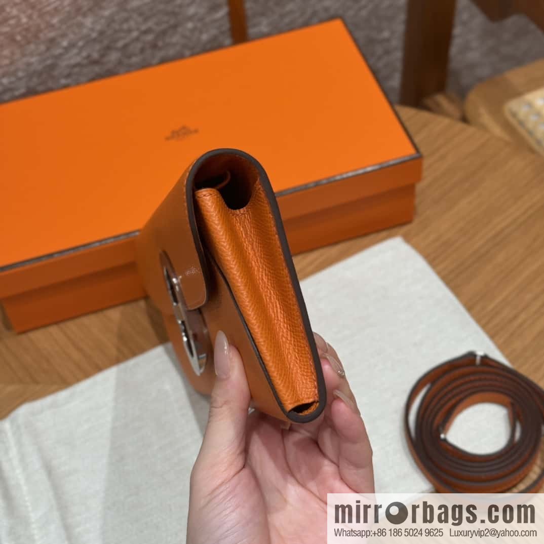 Chaine d'Ancre To Go Wallet, Pig Nose Togo Orange Silver Buckle