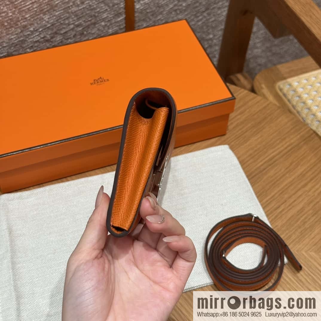 Chaine d'Ancre To Go Wallet, Pig Nose Togo Orange Silver Buckle
