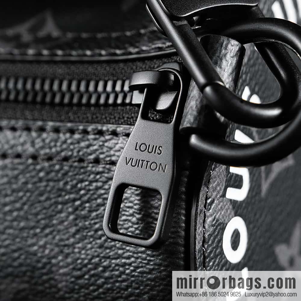 LV M46796 SOFT POLOCHON Small handbag