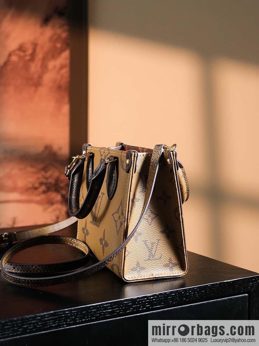 LV M46839 OnTheGo BB