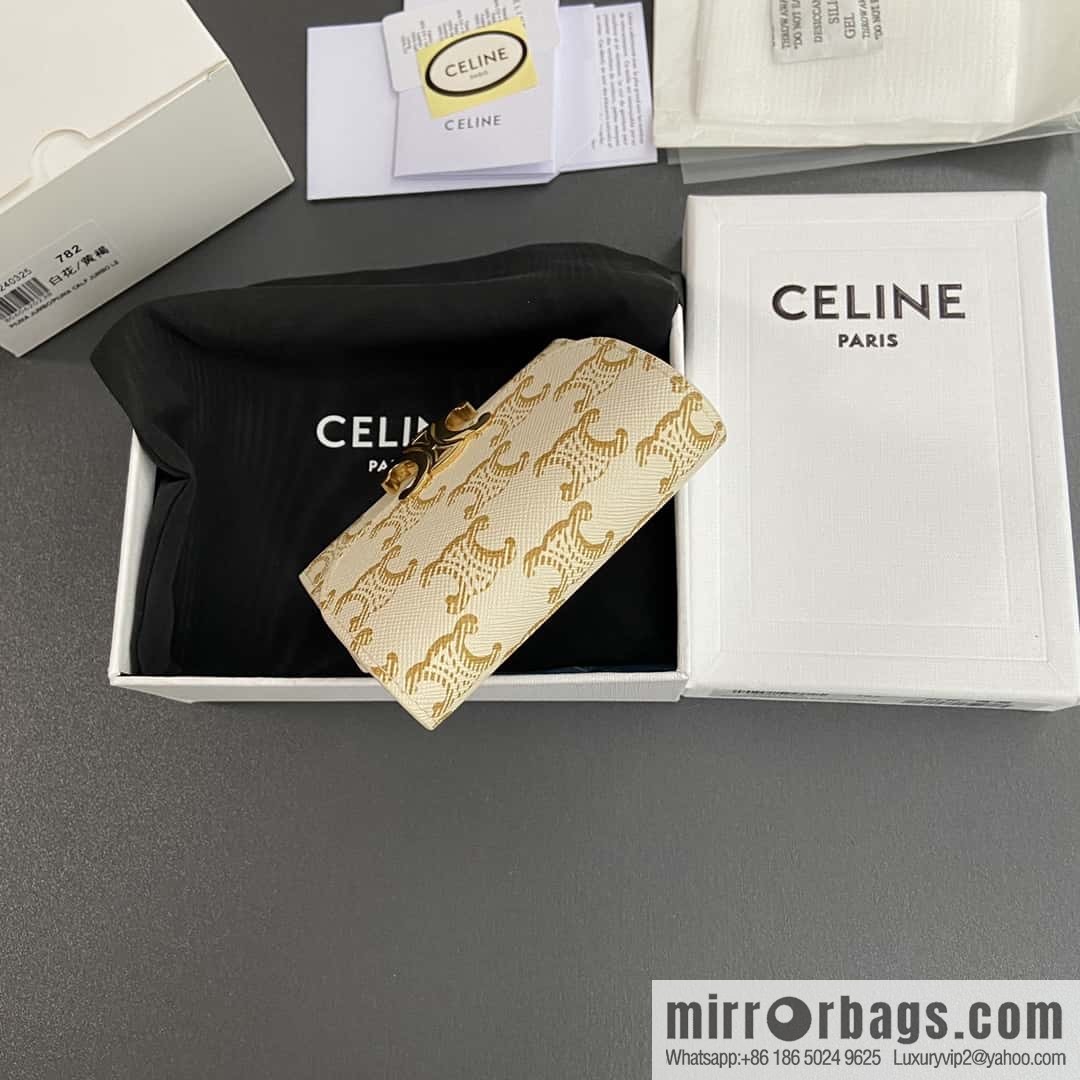 CELINE TRIOMPHE logo printed short wallet 10D782CQH.04LU783