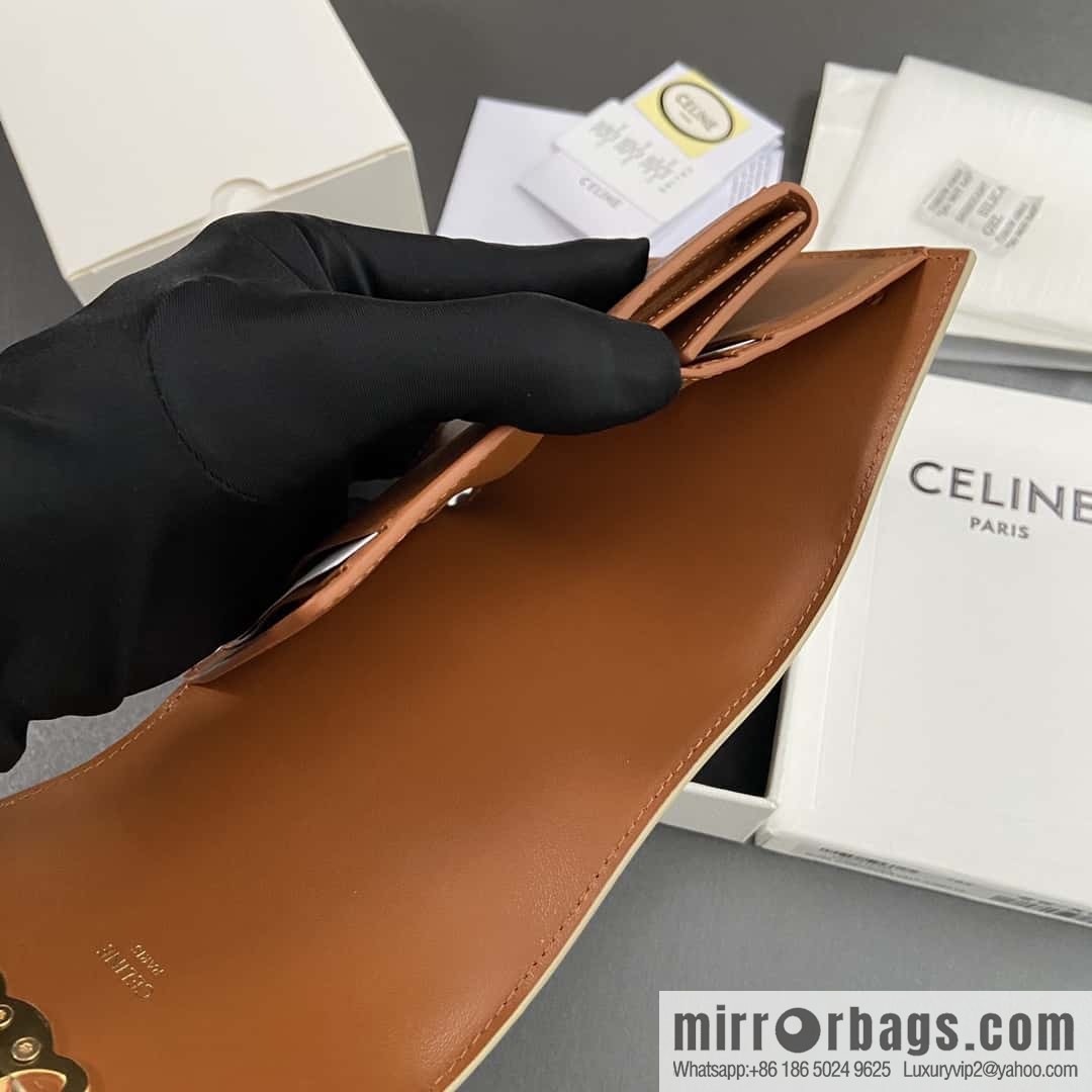 CELINE TRIOMPHE logo printed short wallet 10D782CQH.04LU783