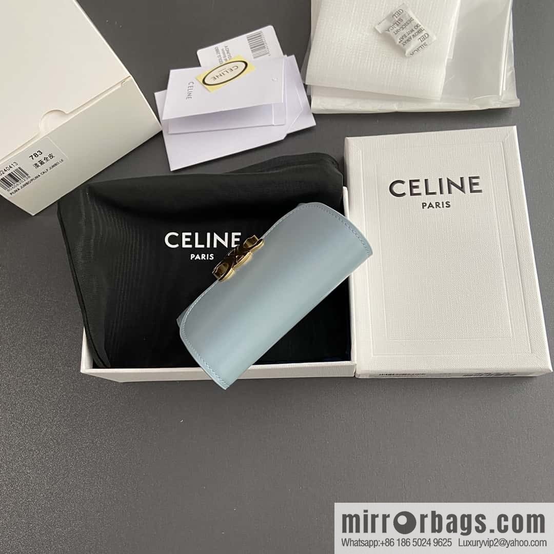 CELINE TRIOMPHE shiny cow leather wallet 10D782CQH.04LU783