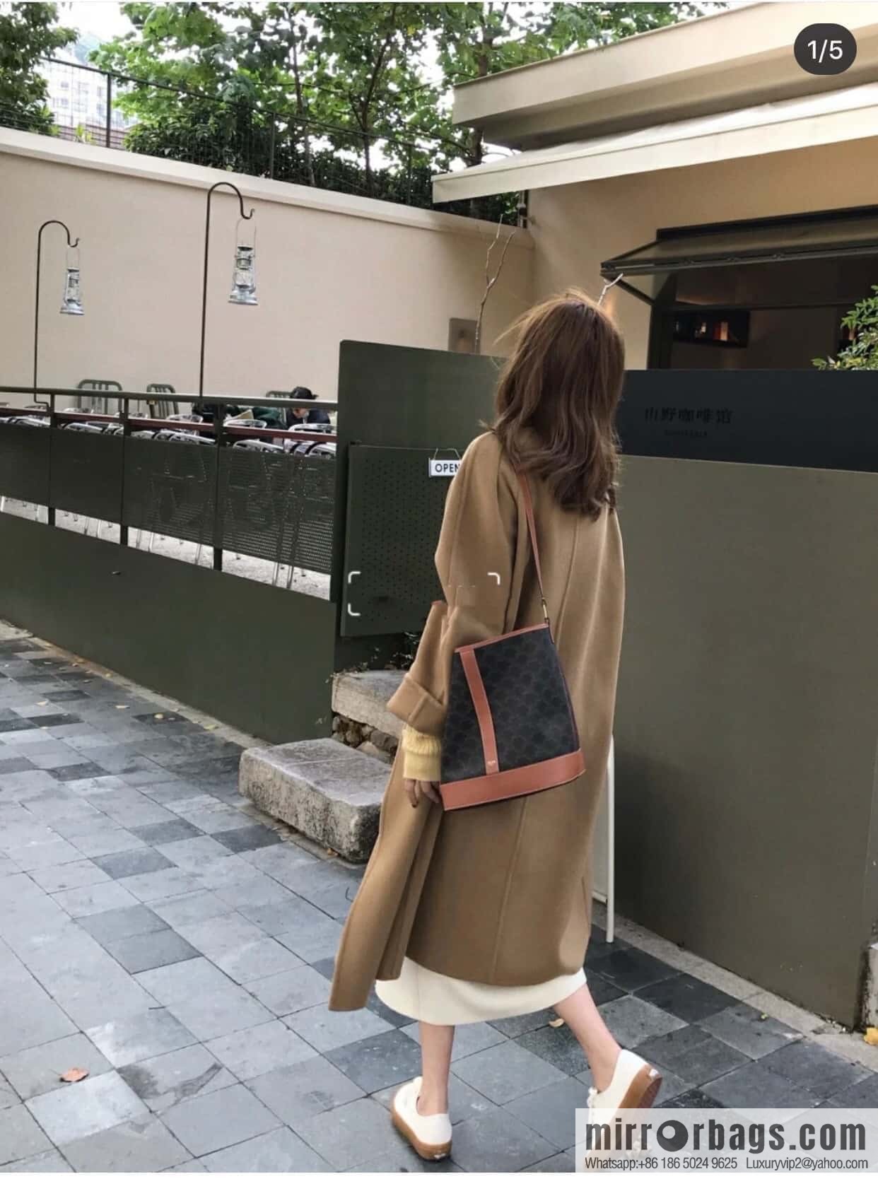 CELINE TRIOMPHE CANVAS Medium Barrel 191132