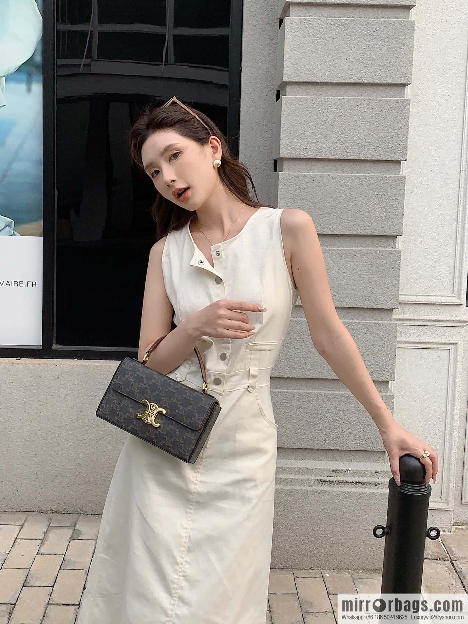 CELINE BOX TRIOMPHE logo printed cow leather handbag 199992