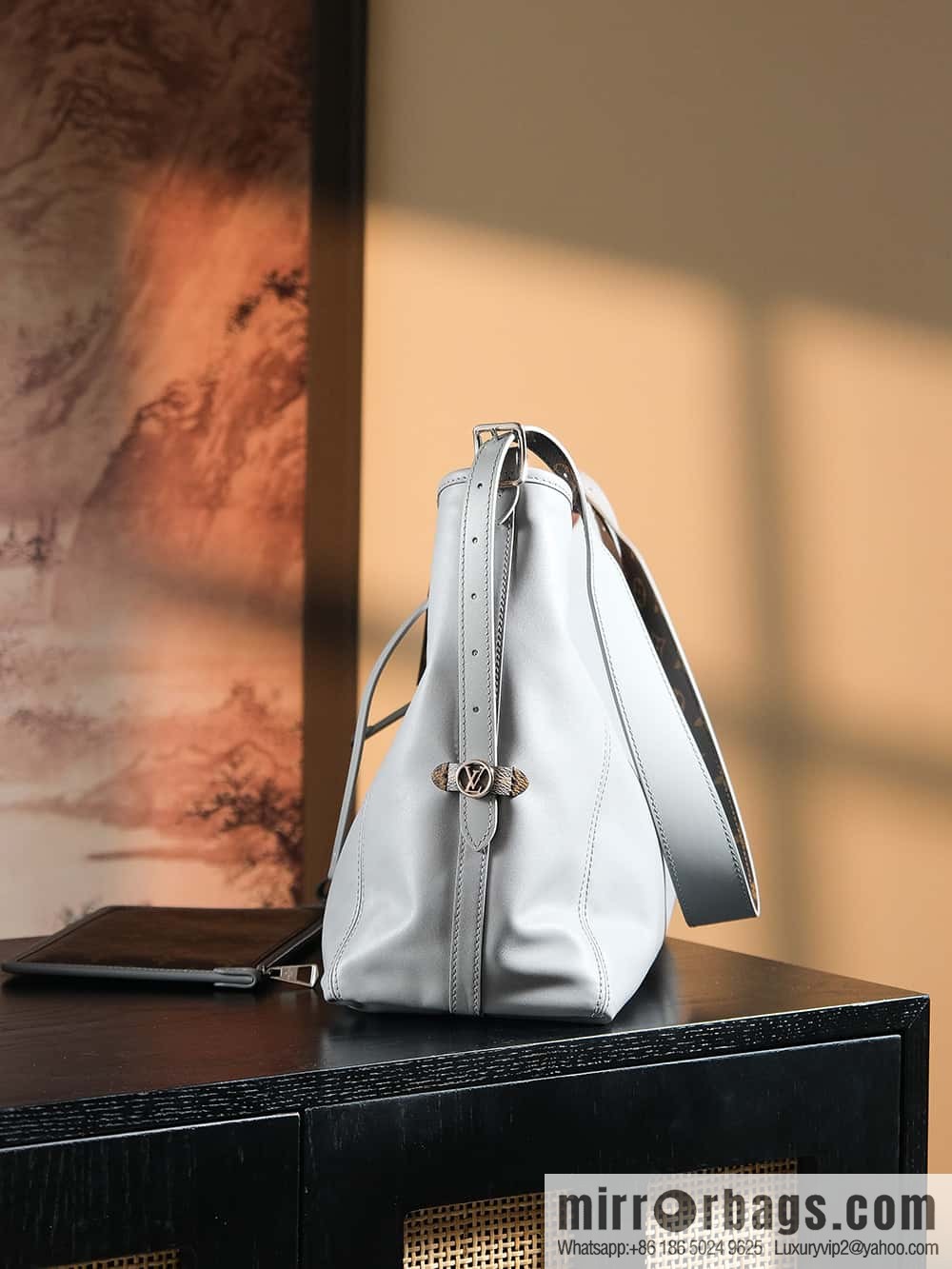 LV M12583 CarryAll Dark MM