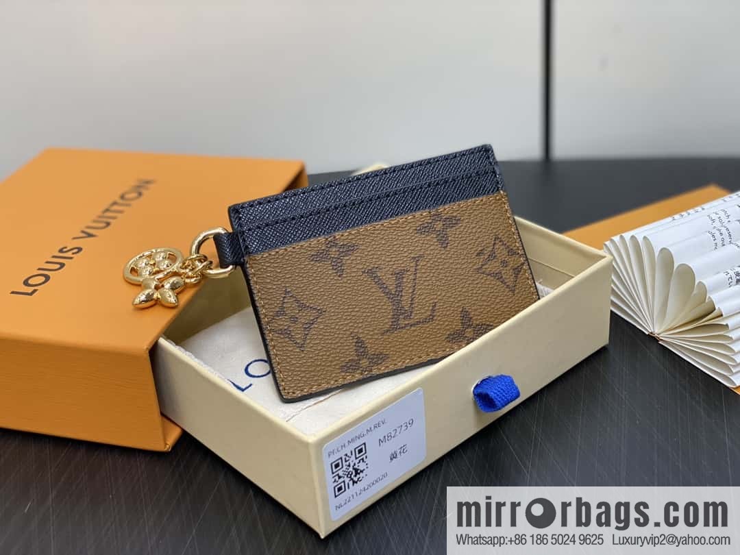 [Boutique‑grade] M82739 yellow flower, card bag wallet series, 5 LV Charms business card~