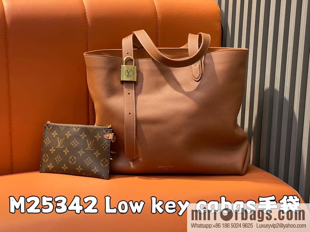 [Boutique‑grade] M25342 brown, full leather shopping bag M25341 M25343 Low key cabas handbag