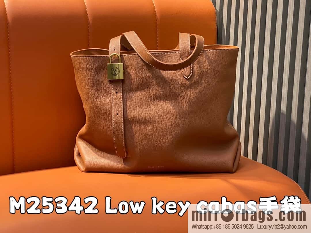 [Boutique‑grade] M25342 brown, full leather shopping bag M25341 M25343 Low key cabas handbag