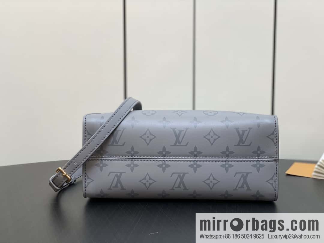 [Boutique‑grade] M12465 shark gray silk screen printing, full leather square bag series, this OnTheGo small handbag.