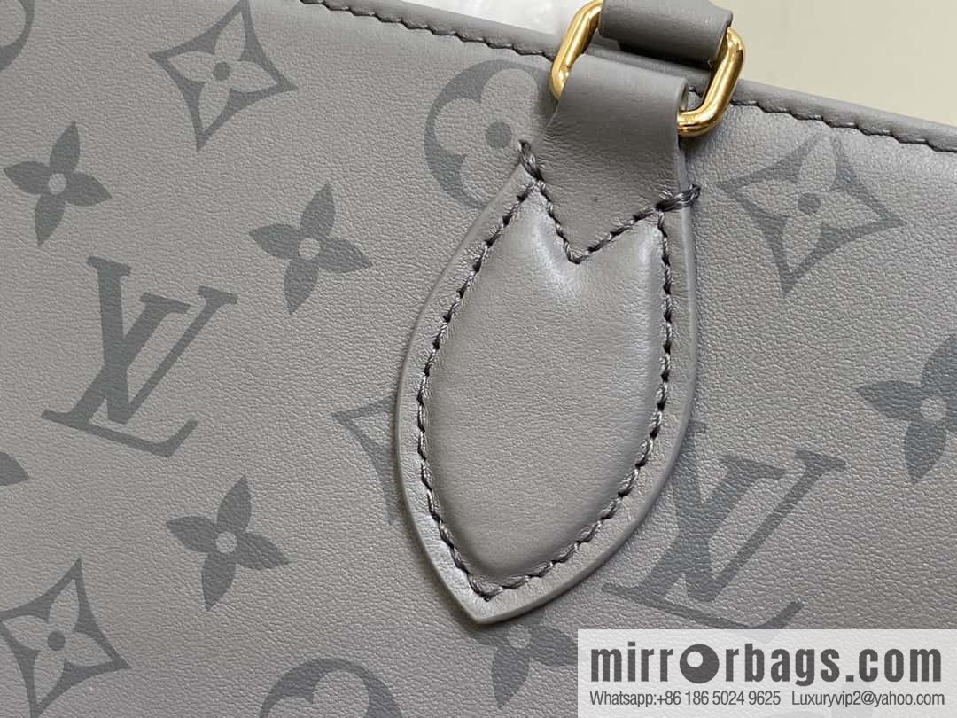 [Boutique‑grade] M12465 shark gray silk screen printing, full leather square bag series, this OnTheGo small handbag.