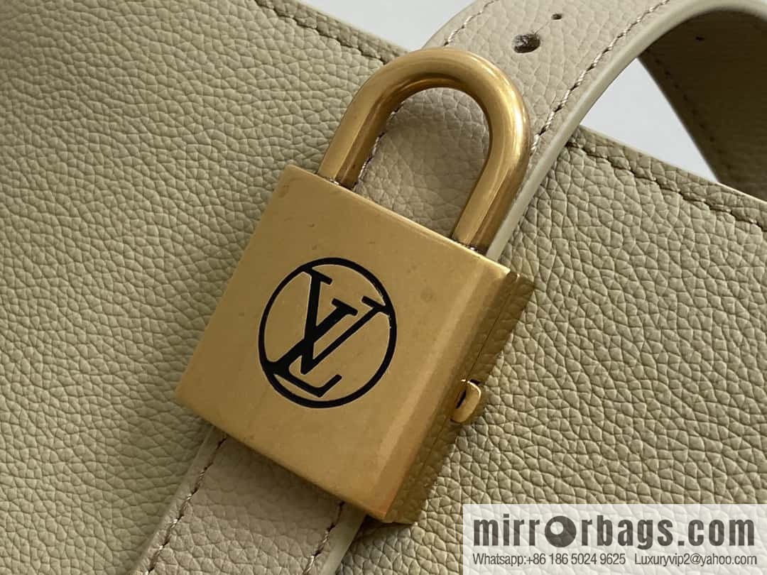 [Boutique‑grade] M25341 green, full leather shopping bag Low key cabas handbag M25341 black M25342 brown M25343 stone green 2024 latest autumn and winter new Low Key Cabas medium handbag