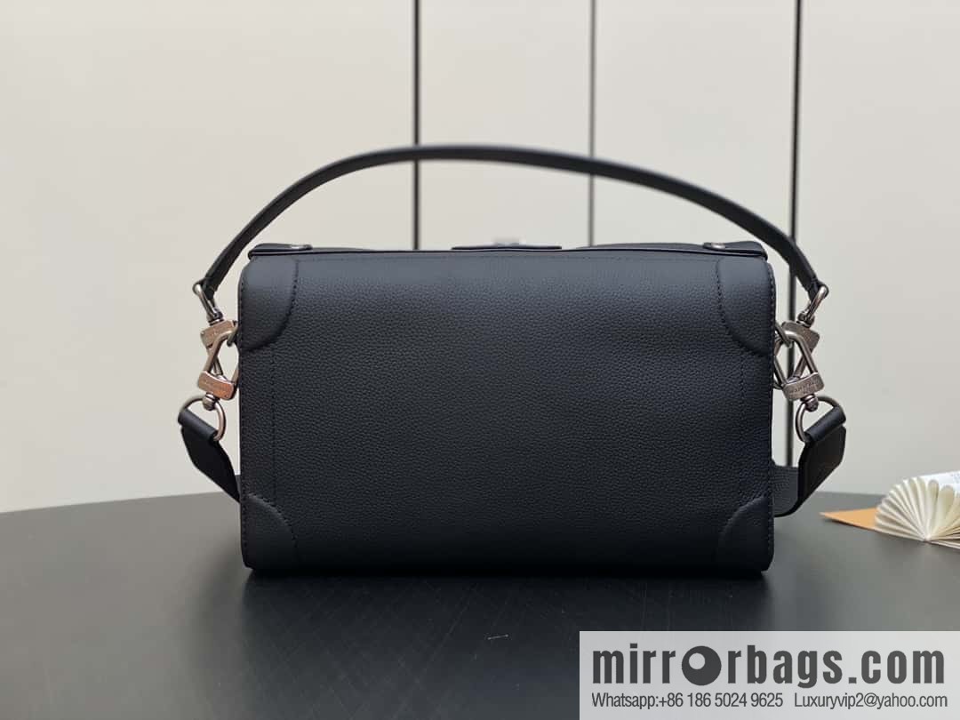 [Boutique‑grade] M11615 black full leather men's bag mailman bag series SOUL SIDE TRUNK EAST WEST mailman handbag