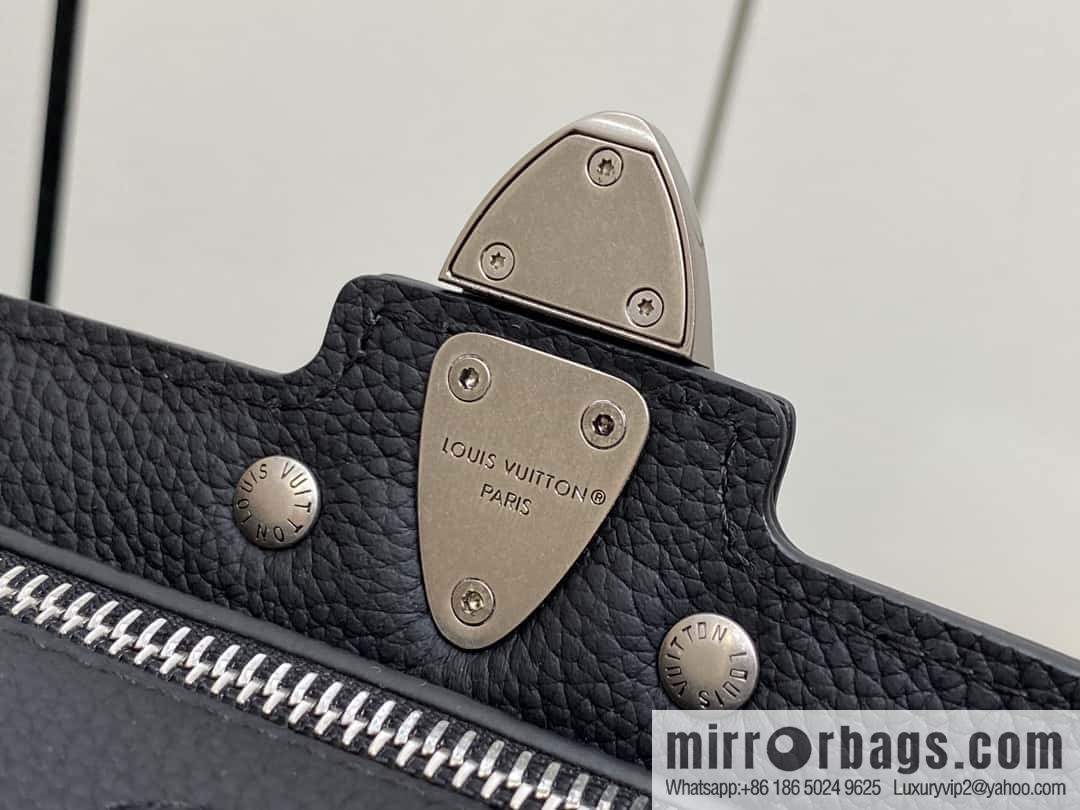 [Boutique‑grade] M11615 black full leather men's bag mailman bag series SOUL SIDE TRUNK EAST WEST mailman handbag