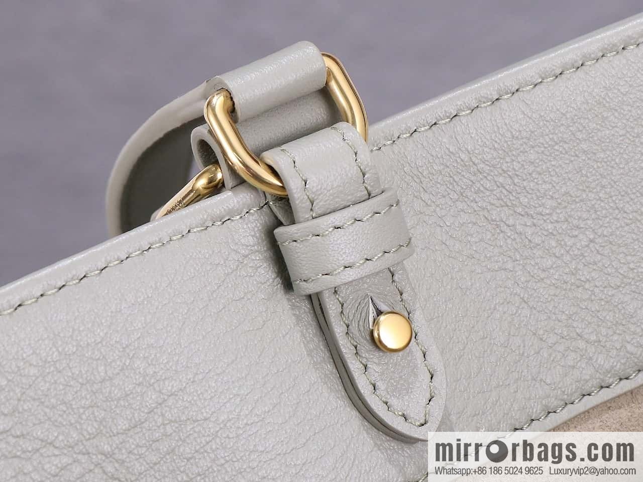 [Premium quality, all-steel hardware] TEEN TRIOMPHE calfskin handbag number: 188423BF4.07PO