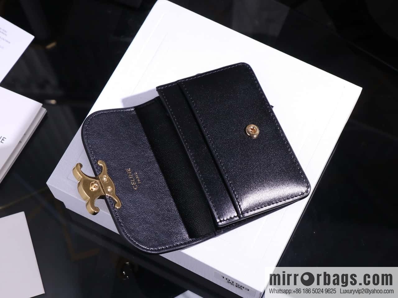 [Premium quality, all-steel hardware] 💃🏻 CELINE's latest TRIOMPHE cowhide flip card bag model number: 101583