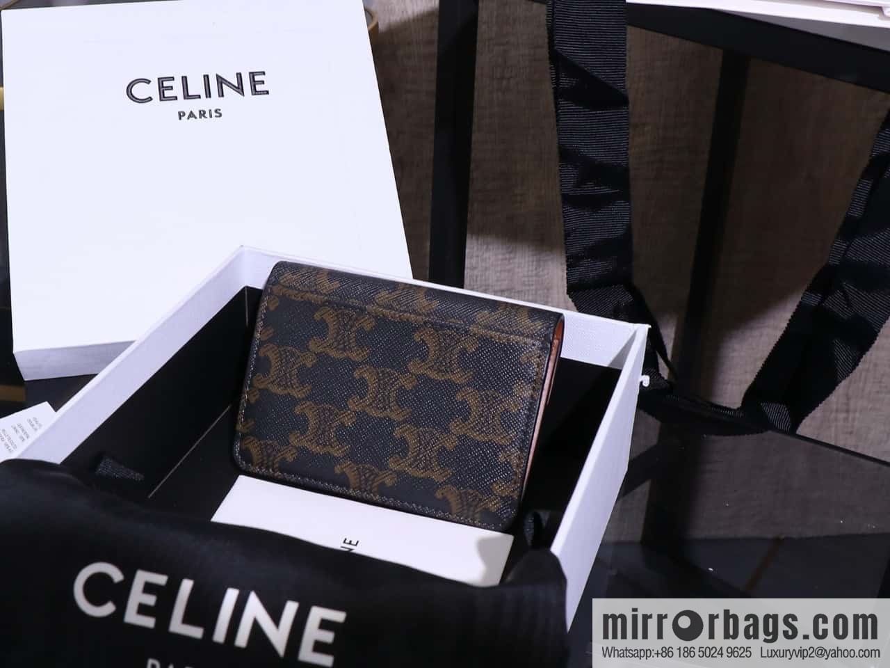 [Premium quality, all-steel hardware] 💃🏻 CELINE's latest TRIOMPHE cowhide flip card bag model number: 101583