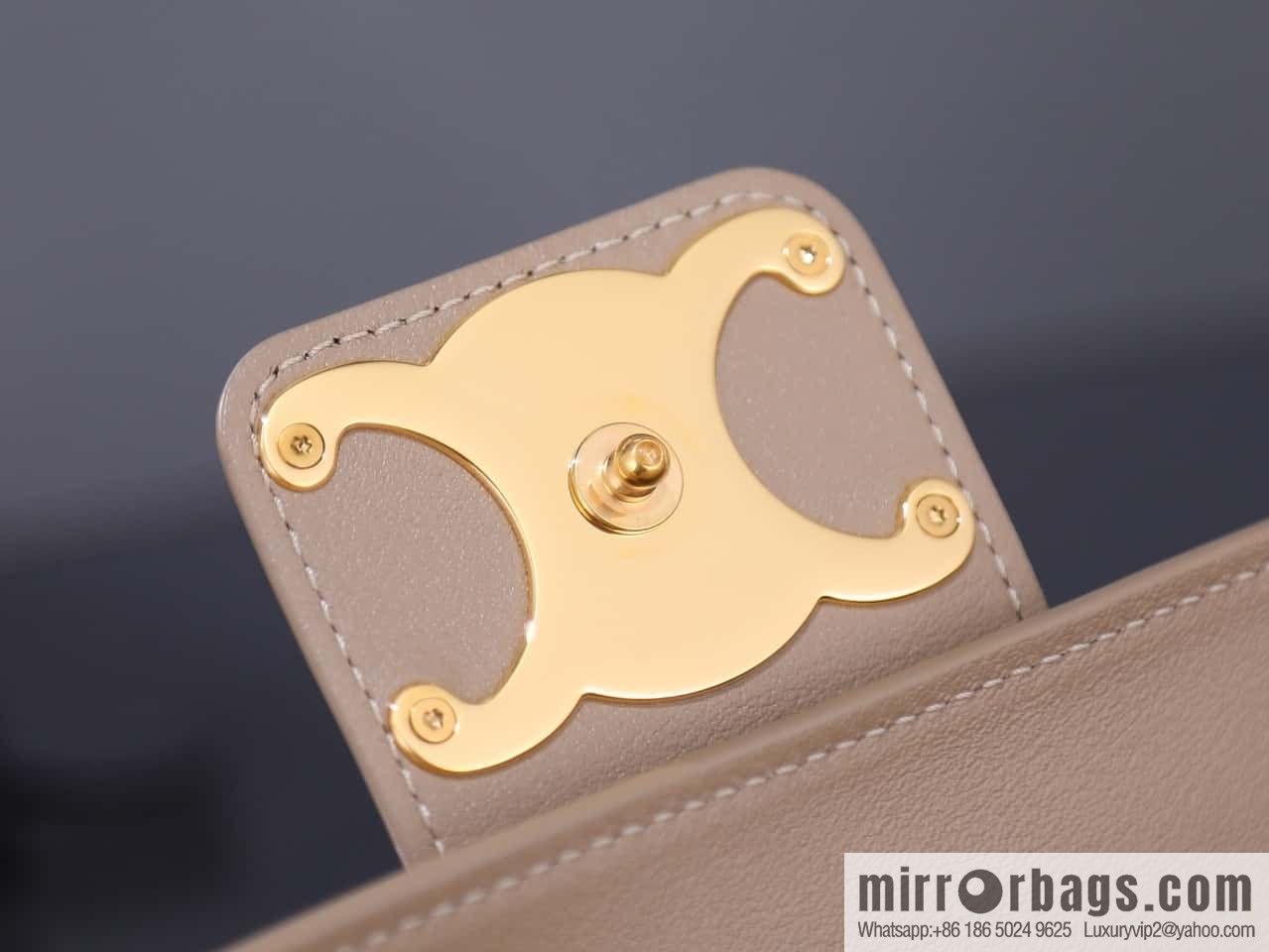 [Premium quality, all-steel hardware] VICTOIRE medium soft cow leather handbag number: 115853